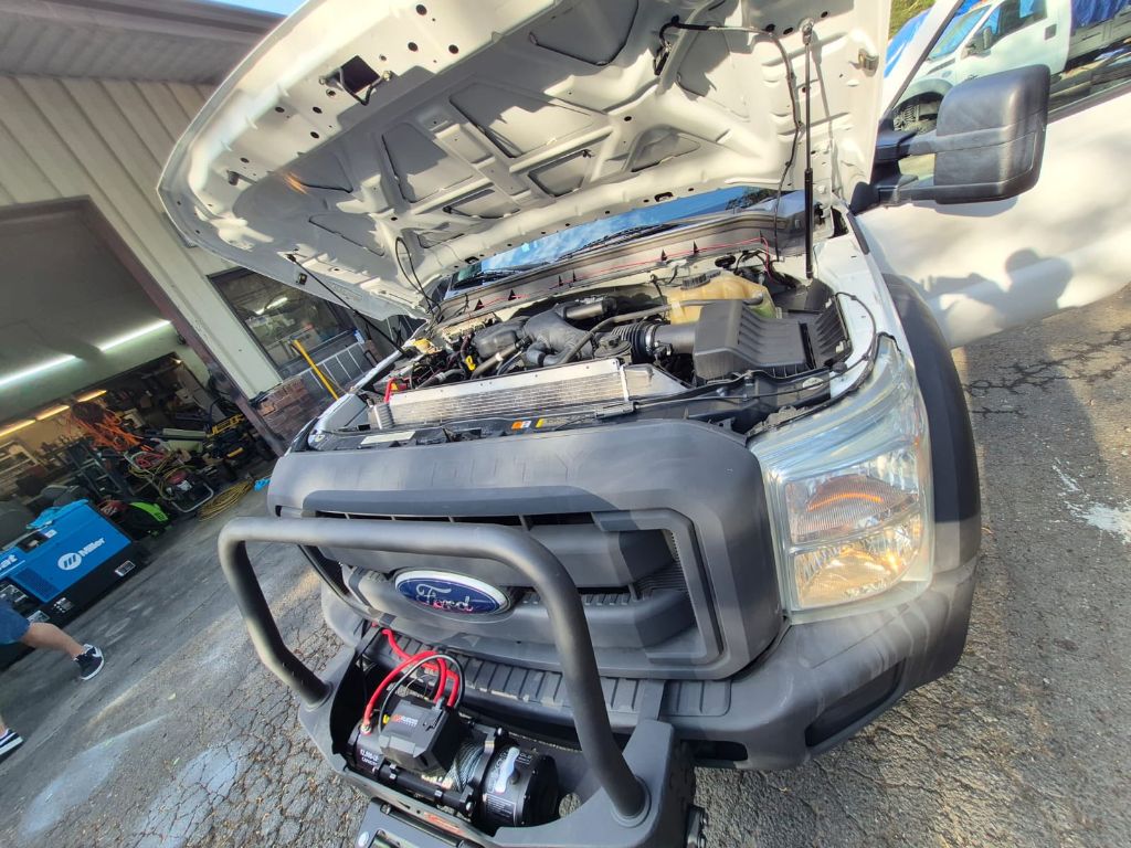 2011 Ford F-550 - Photo 7