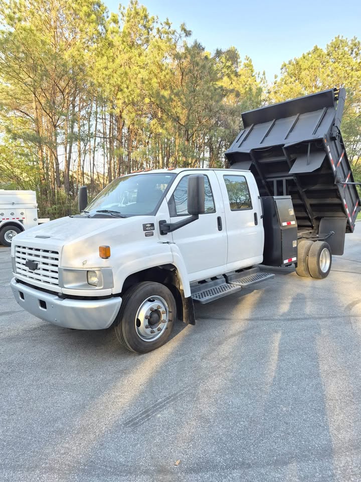 2008 Chevrolet Kodiak's photo