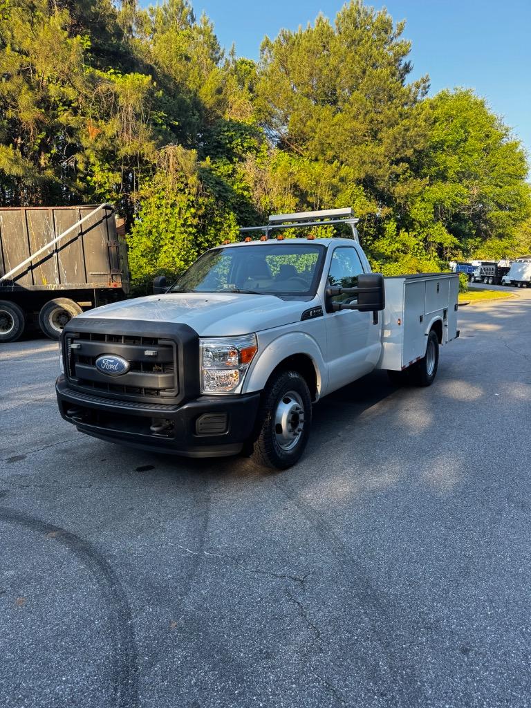 2011 Ford F-350's photo