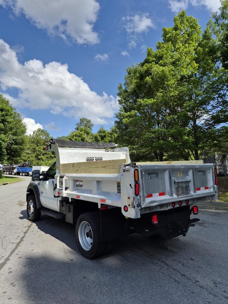2013 Ford F-550 - Photo 13