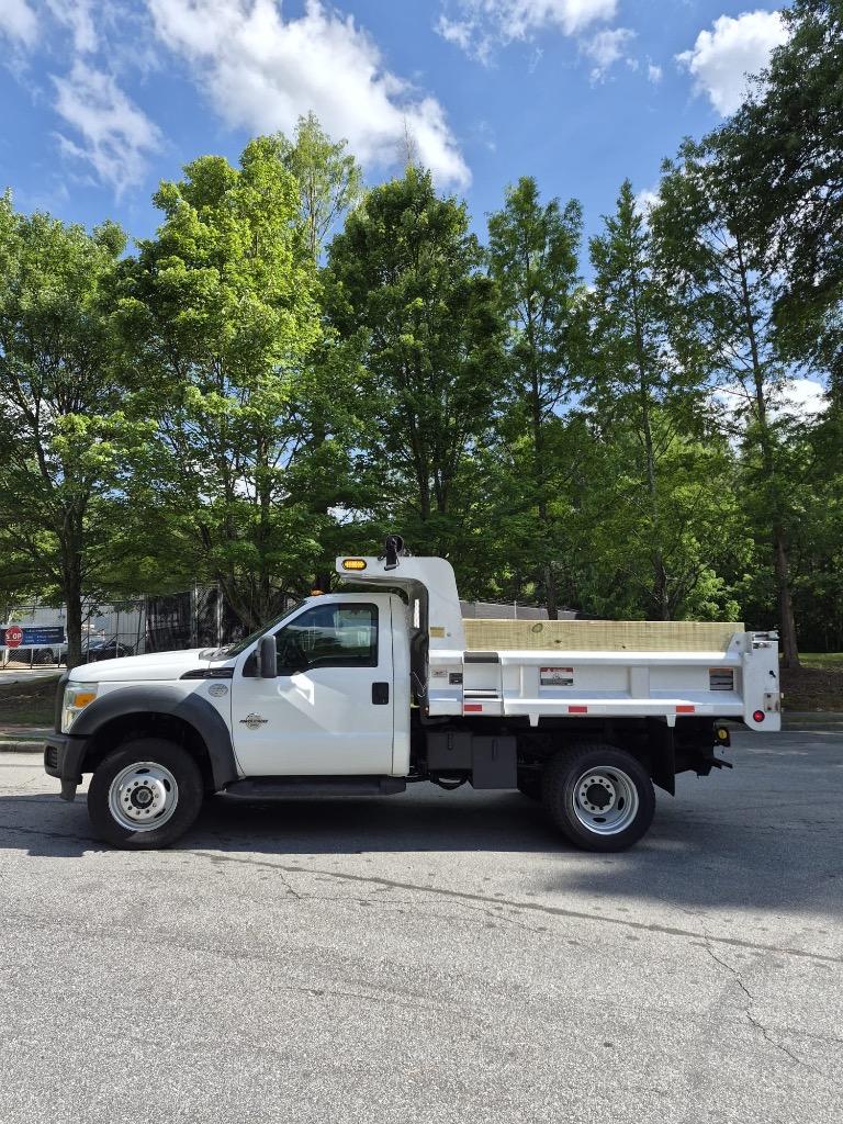 2013 Ford F-550 - Photo 9